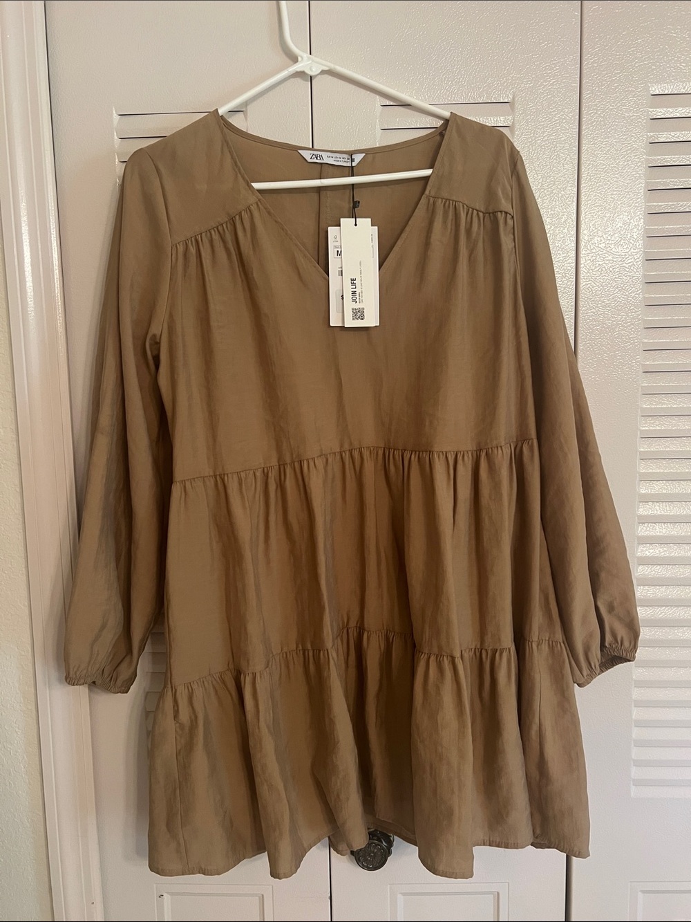 Zara Tan Tiered Long-Sleeve V-Neck Tunic